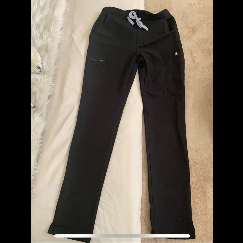 Figs scrub pants - S Tall